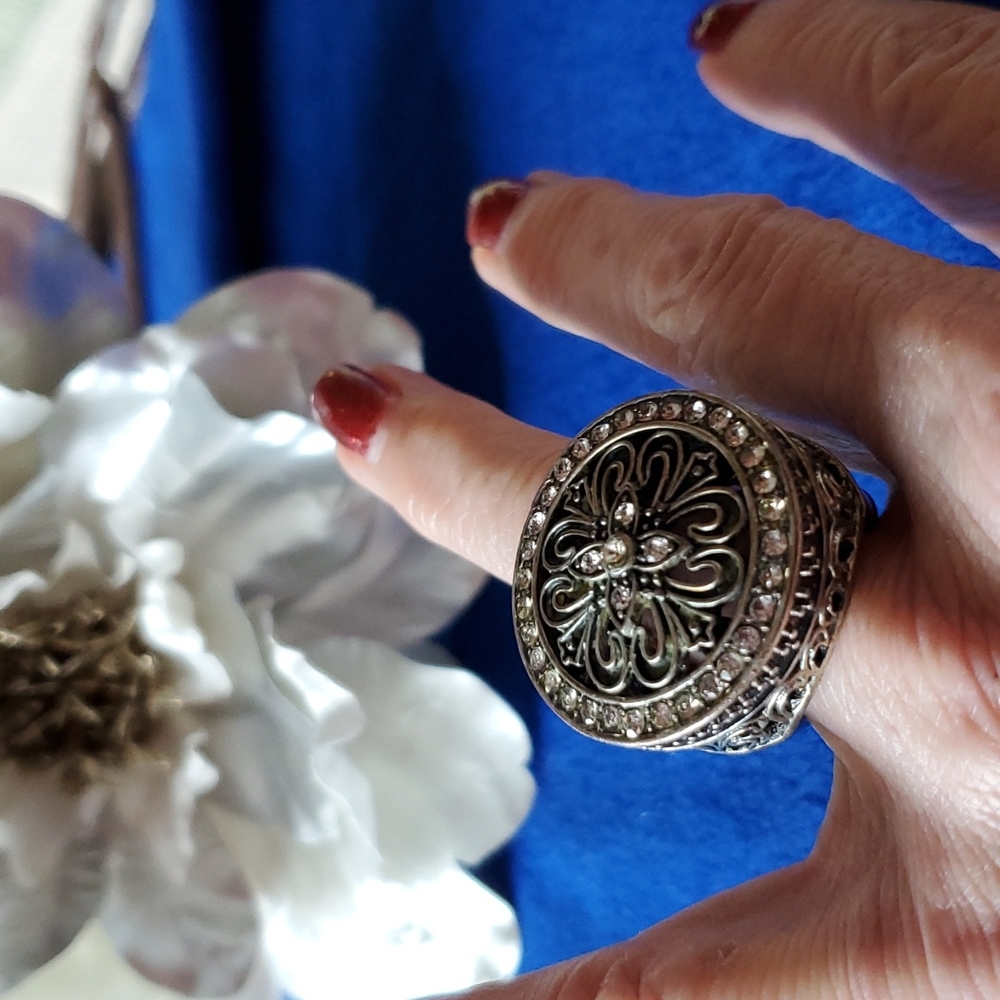 Ring $8 - Picture 8 of 8